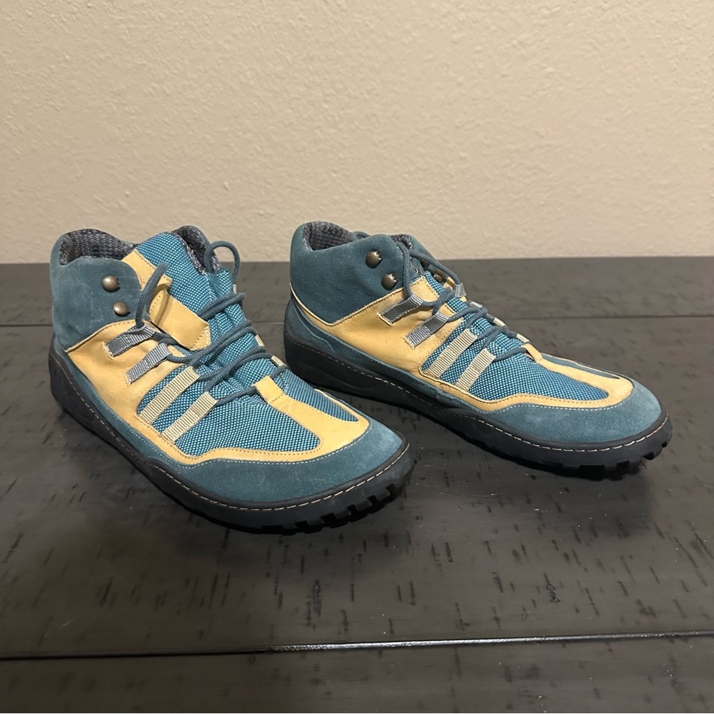 Zaqq Men’s SQout Blue Orange Waterproof Hiking Shoes